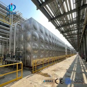Depósito de agua de acero inoxidable 316 reforzado — instalación terminada, lista para la puesta en servicio